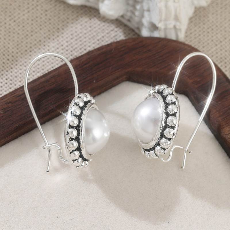 Elegant Vintage Pearl Halo Drop Earrings - Silver Tone Brass
