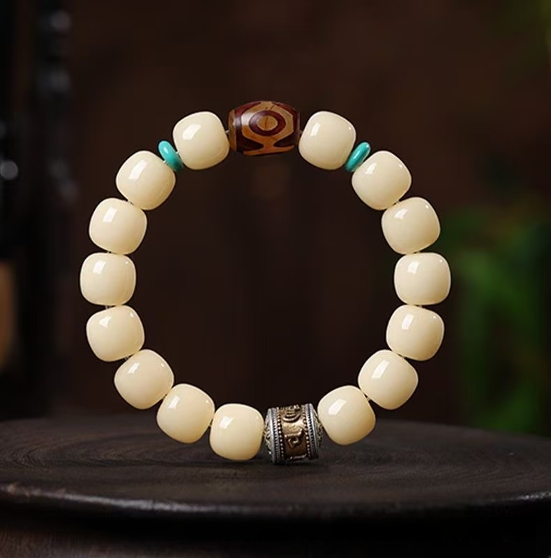 Handcrafted Bodhi Seed Beaded Bracelet for Spiritual Balance