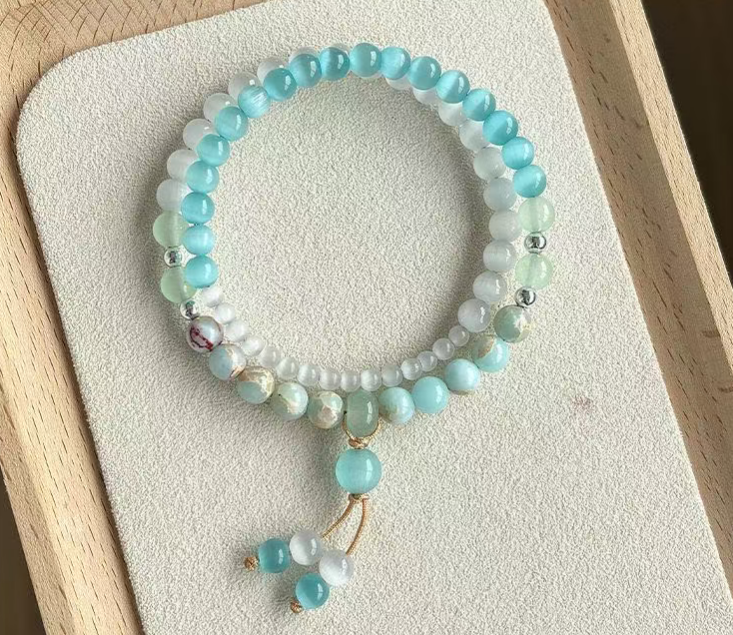 Stunning Lake Blue Cat's Eye Stone Bracelet for Tranquility