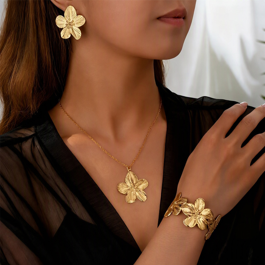 Stunning 18K Gold Plated Floral Jewelry Set for Elegant Women