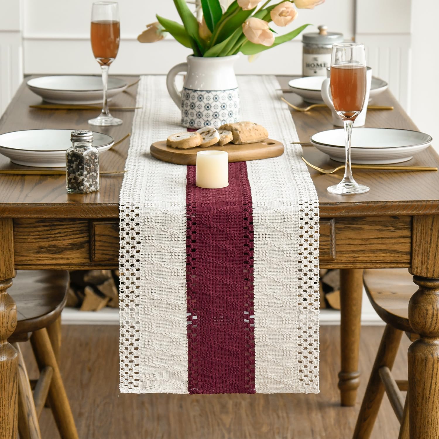 Charming Red Farmhouse Table Runner - Perfect for Holiday Gatherings