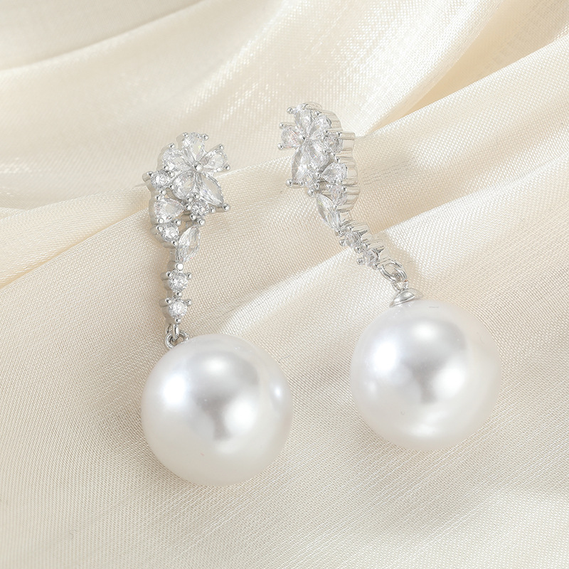 Stunning Pearl Drop Earrings for Weddings & Special Occasions