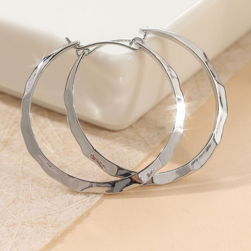 Elegant Hammered Silver Tone Hoop Earrings for Every Occasion