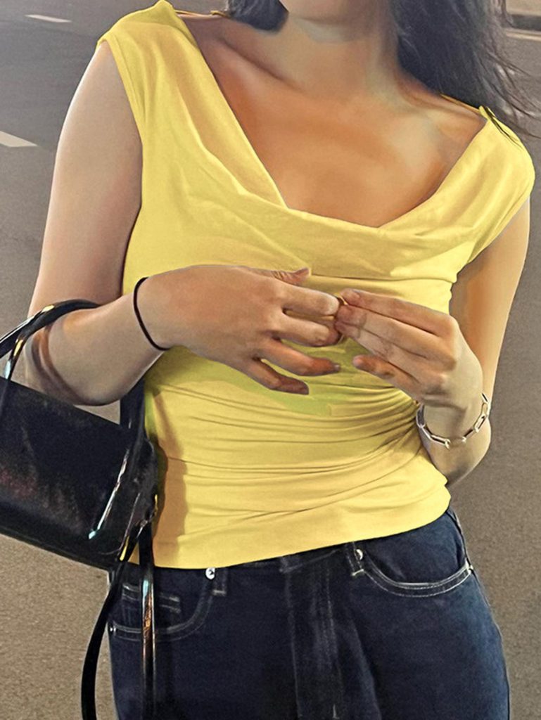 Chic Off-Shoulder T-Shirt for Effortless Style
